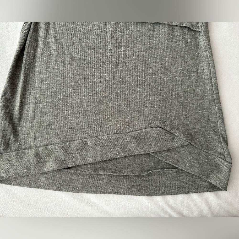 Latched Mama everyday nursing sweater crew neck long sleeve - Heathered grey - Picture 4 of 13